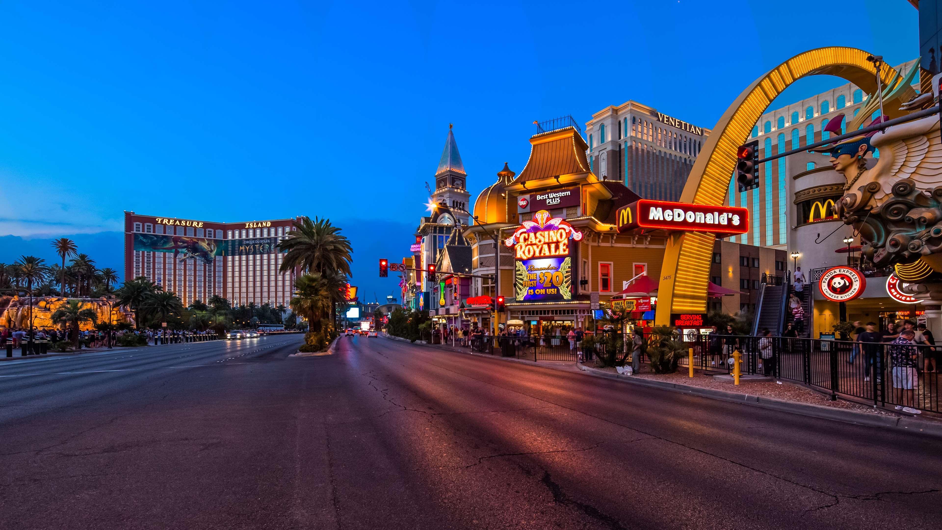 Hotel Best Western Plus Casino Royale - Center Strip à Las Vegas Extérieur photo